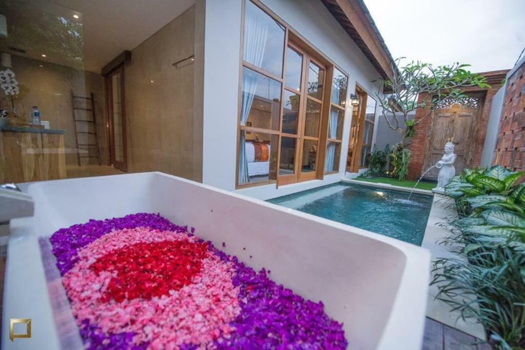 Maitri Villa Ubud Екстериор снимка